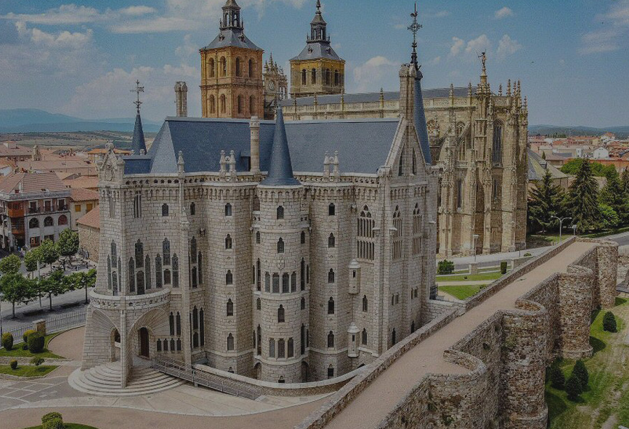 Palacio Episcopal de Gaudí